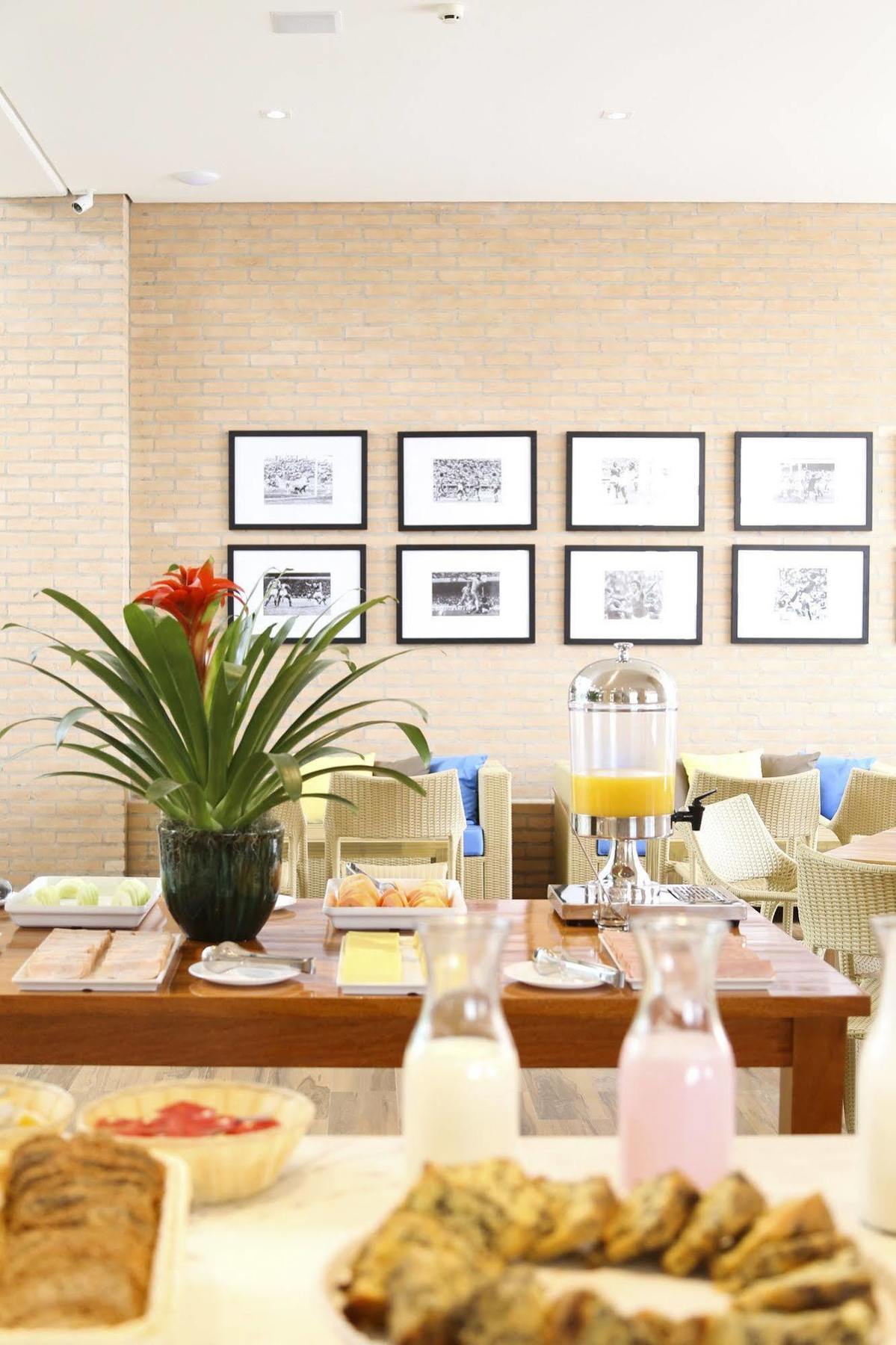 Vitoria Hotel Express Dom Pedro Кампинас Екстериор снимка
